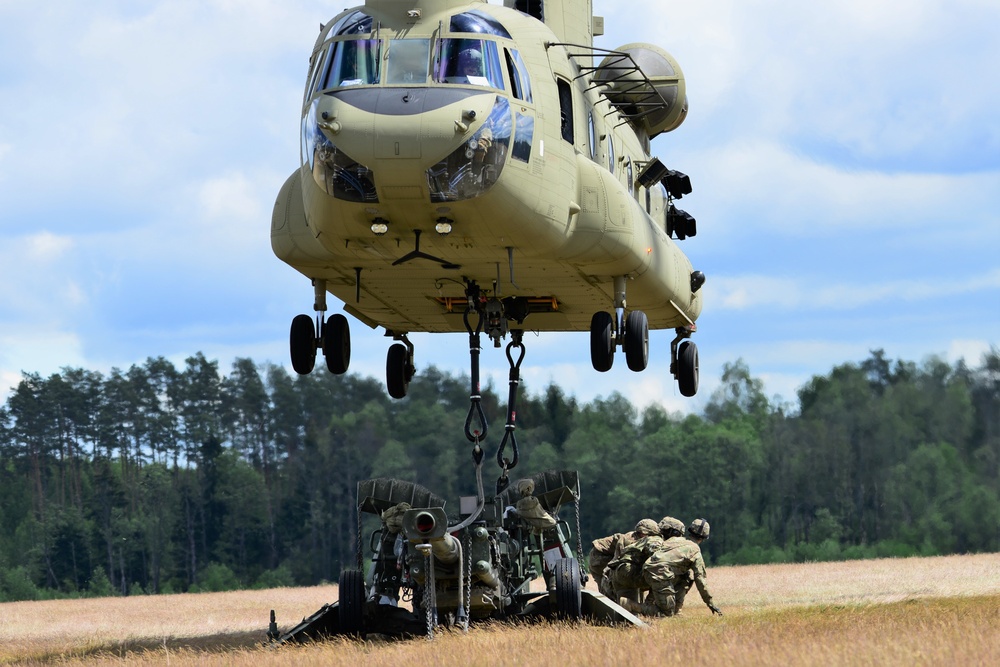 M777 Howitzer Sling Load Training in Orzysz Poland