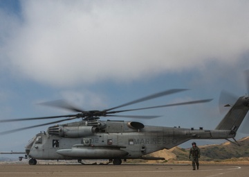 HMH-466 Heavy Lift