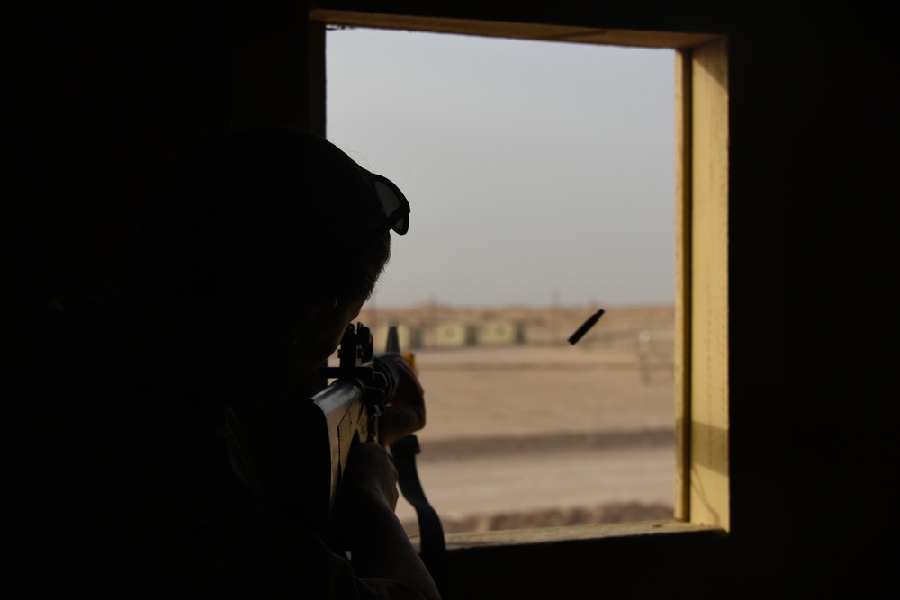 CENTCOM EOD teams link up for joint service field training