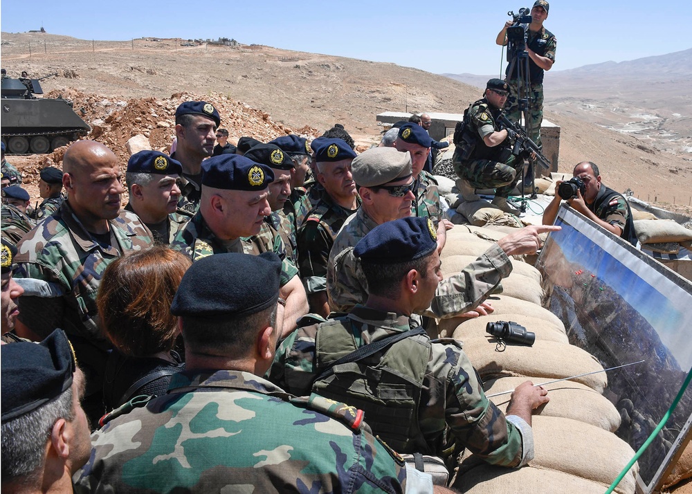 USCENTCOM commander visits Dahr Al Jabl overlook (Arsal, Lebanon)