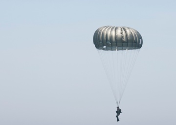 Task Group (TG) 56.1 and U.S. Airforce conduct a static line jump.