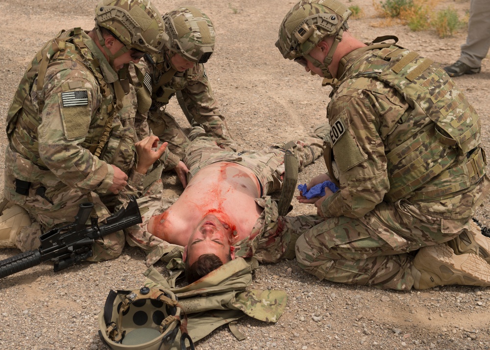 EOD receives Tactical Combat Casualty Care training