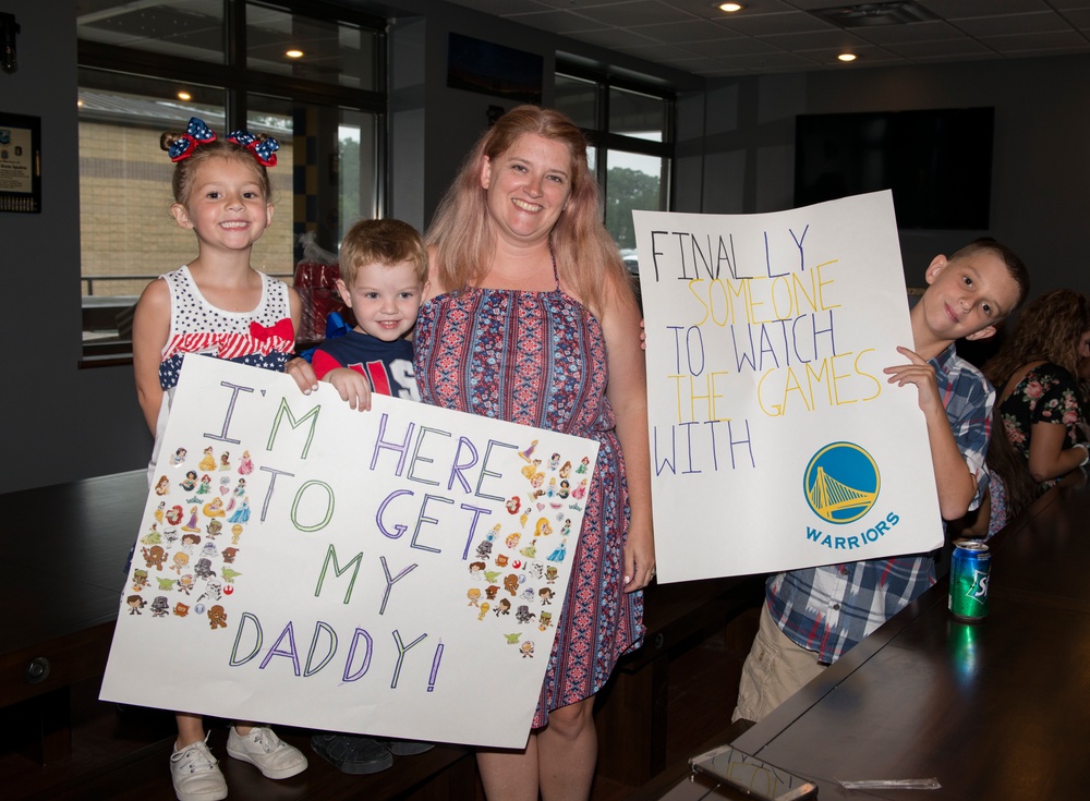 Rescue Airmen return home