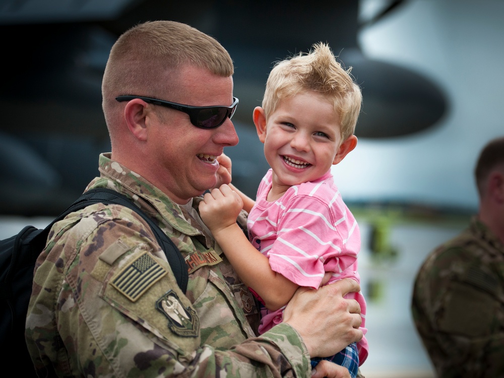 Rescue Airmen return home