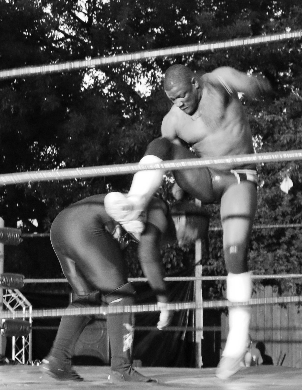 Soldier from the top rope!!