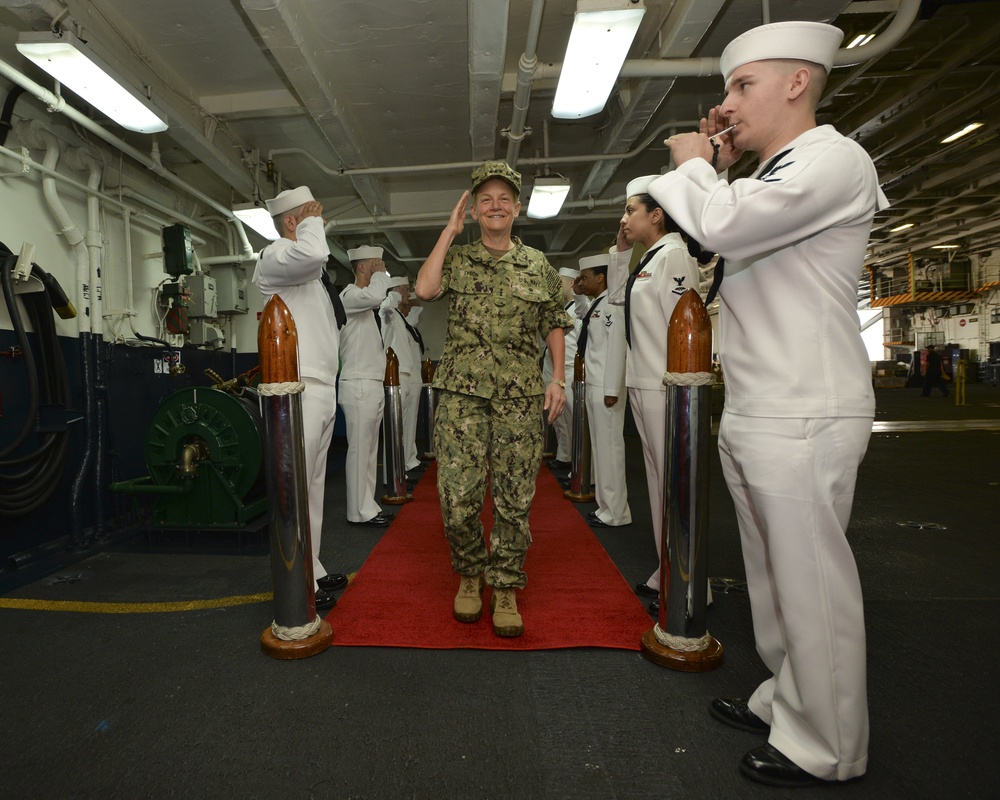 Nimitz Welcomes Third Fleet Amdmiral