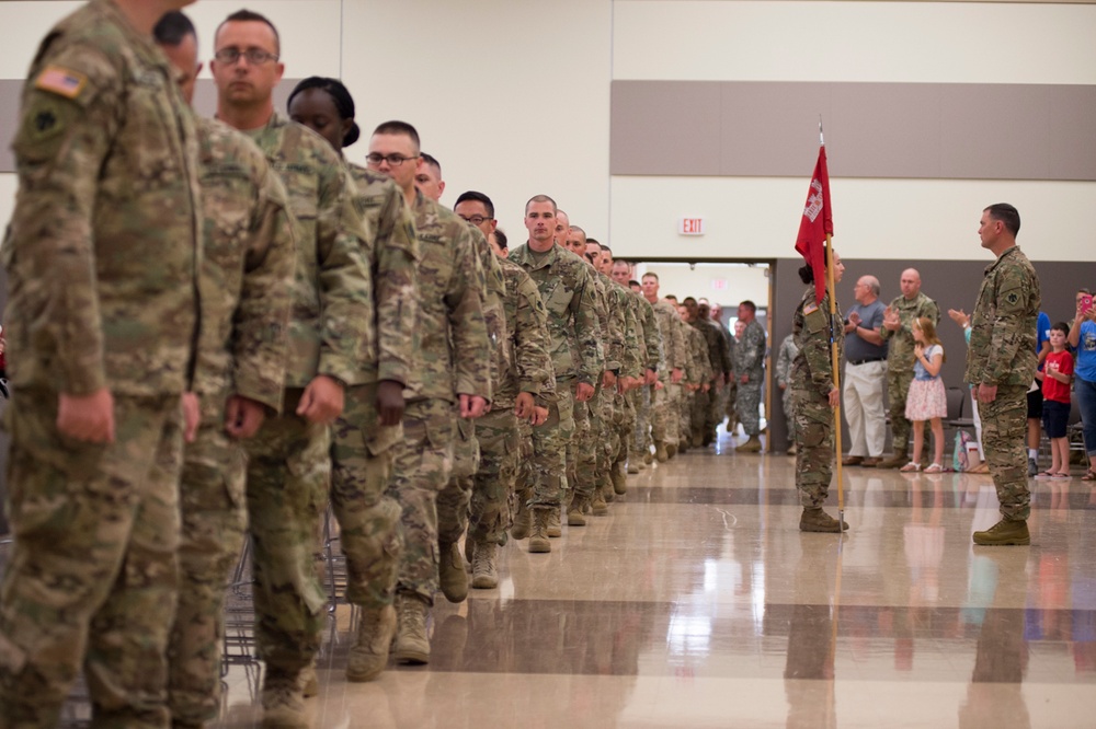 Oklahoma engineers bid farewell before deploying to the Middle East