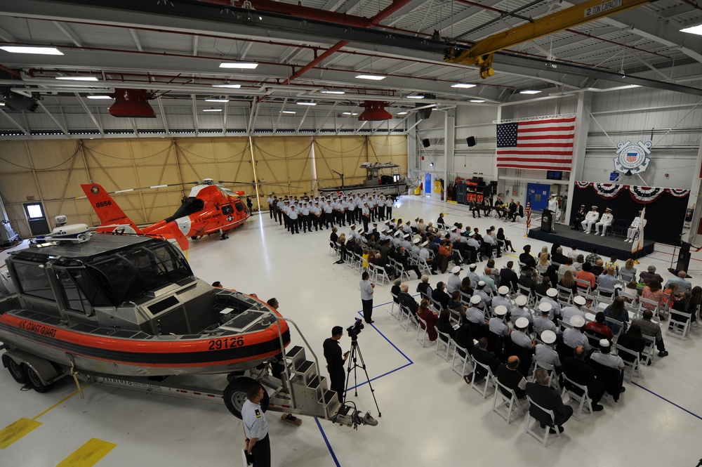 Coast Guard Sector Humboldt Bay holds change of command