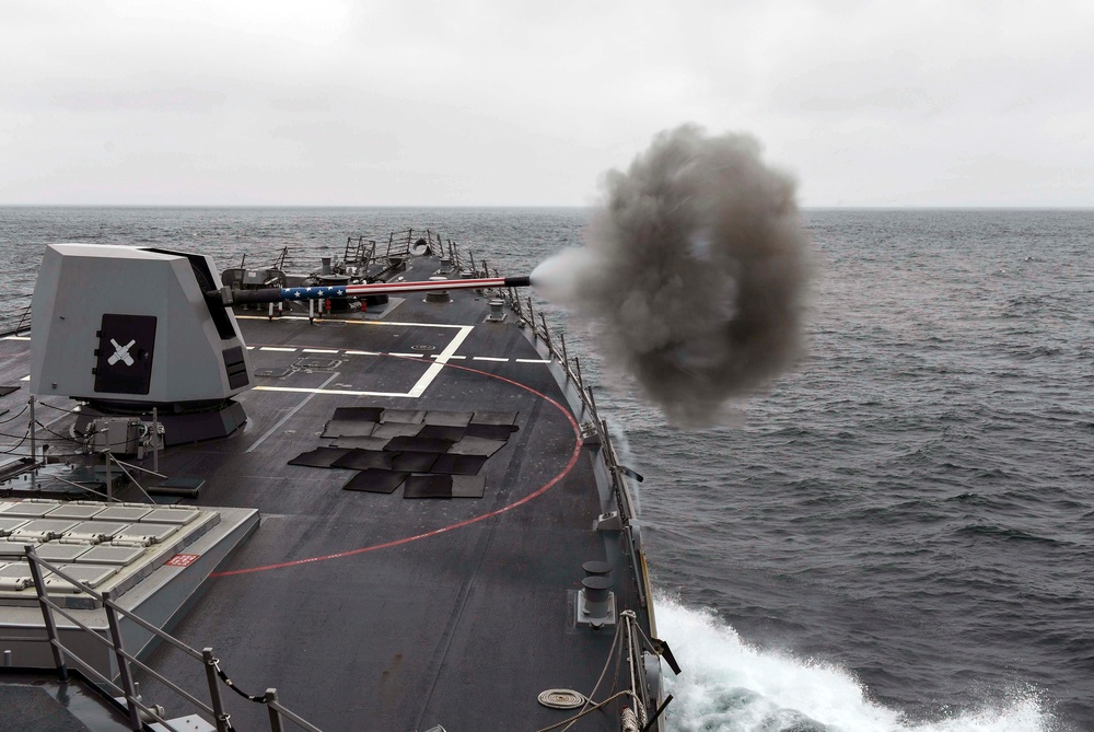 USS Wayne E. Meyer Shoots the 5&quot; Gun