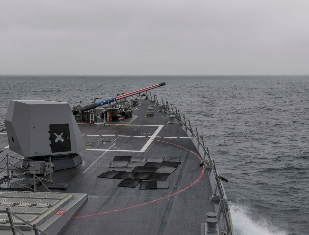 USS Wayne E. Meyer Shoots the 5&quot; Gun