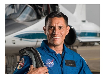 Army Family Physician, Uniformed Services University alumnus among NASA’s new astronaut class