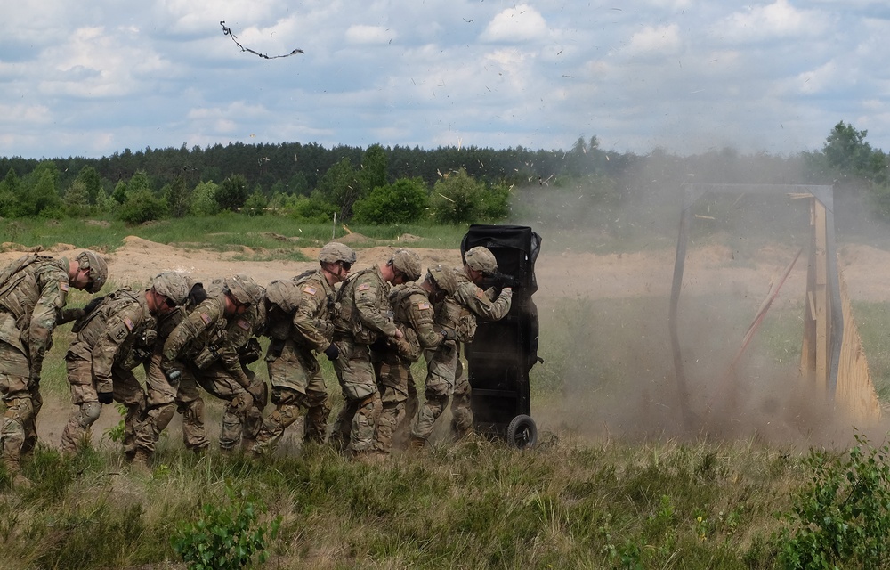 Battle Group Poland urban breach training