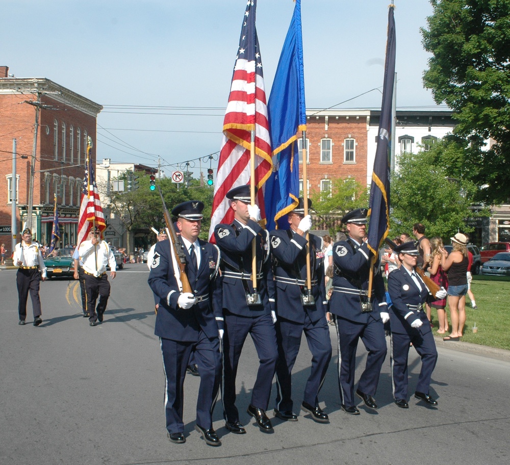 2012 Clinton Memorial Day Parade