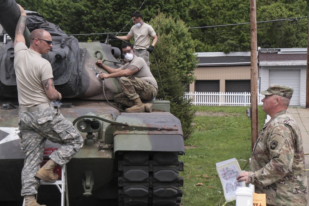 Maintenance Soldiers renew memorials