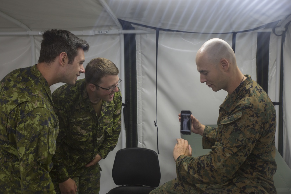 Navy Corpsmen hold training with Canadian Armed Forces medical technicians