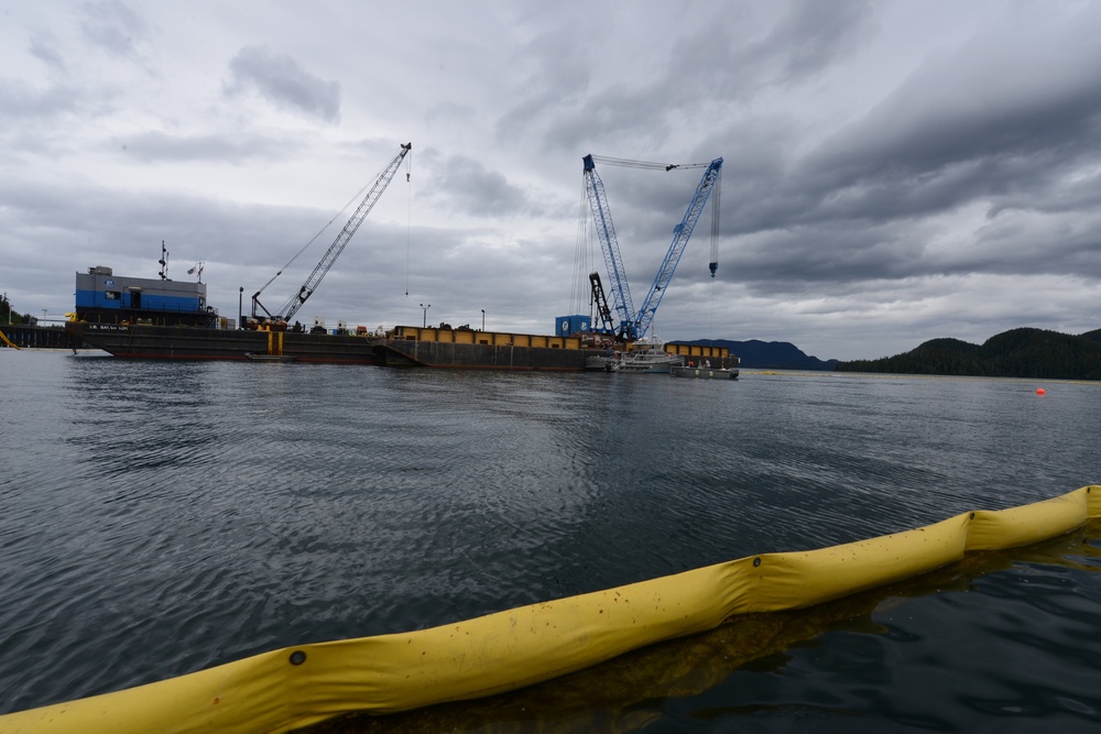 Sunken tug vessel Powhatan response