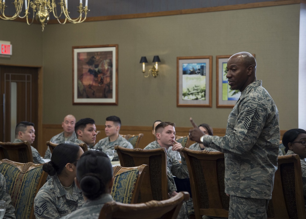 CMSAF mentors NCOs