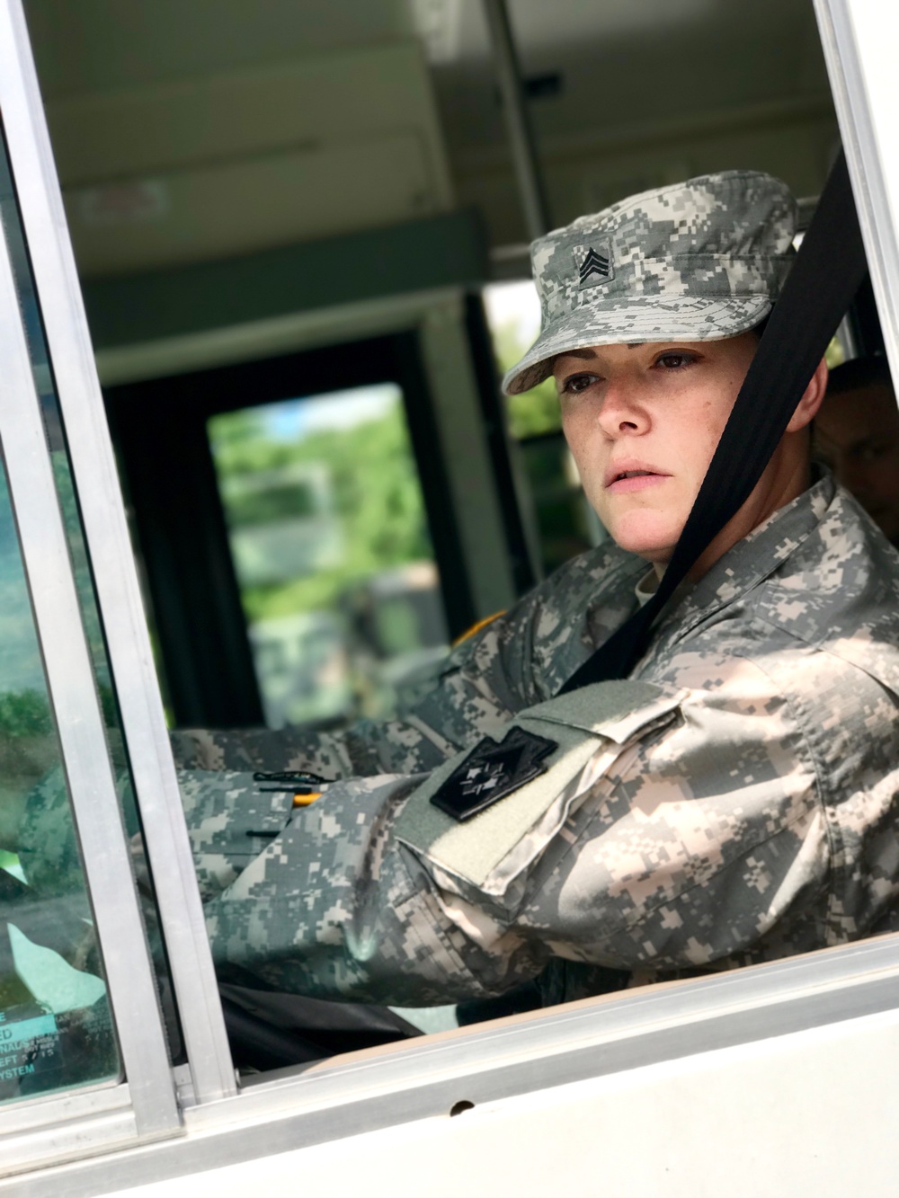 Soldiers earn bus driver’s licenses