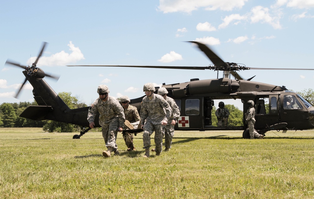 DVIDS - News - Medical Soldiers conduct medical evacuation training