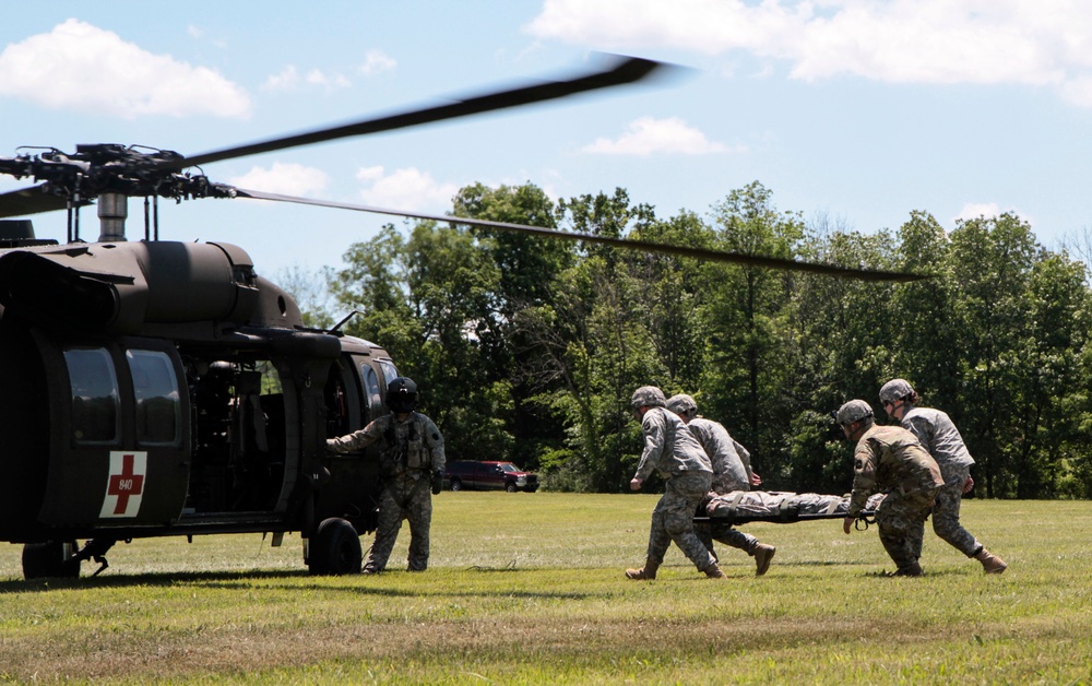 Medical Soldiers conduct medical evacuation training