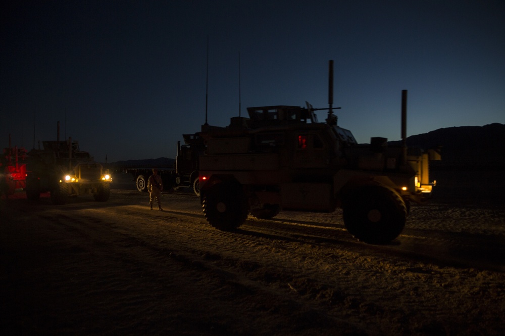 Guns on wheels, Marines prepare weapon systems