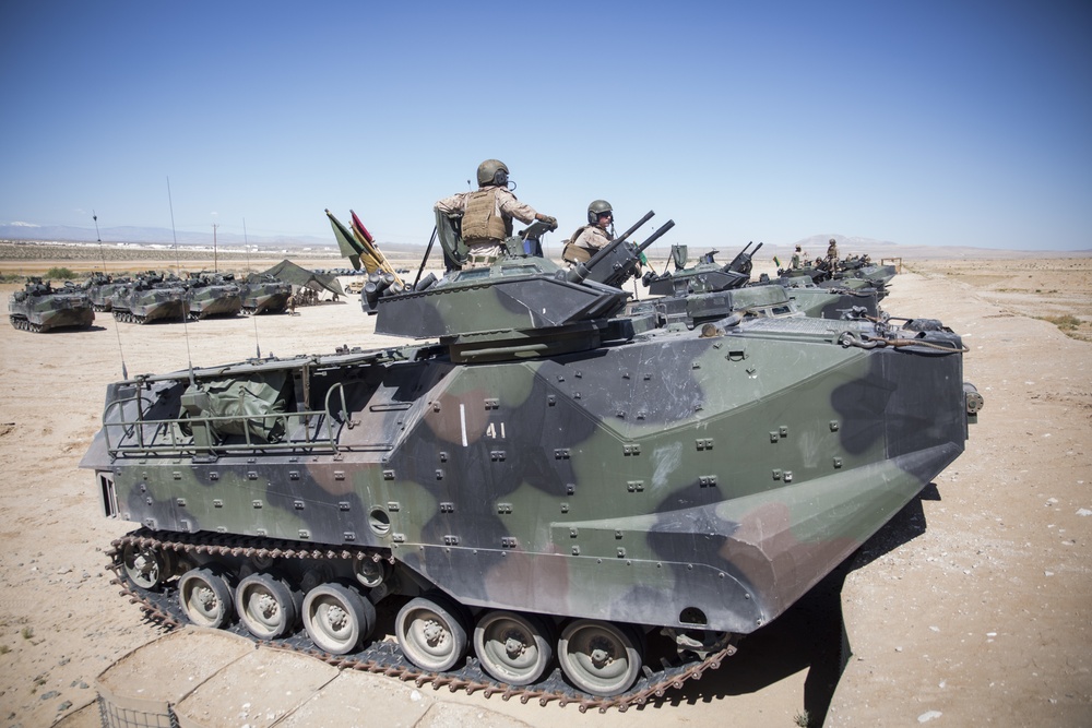 MAGTF-3 Marines prepare weapon systems for ITX 3-17