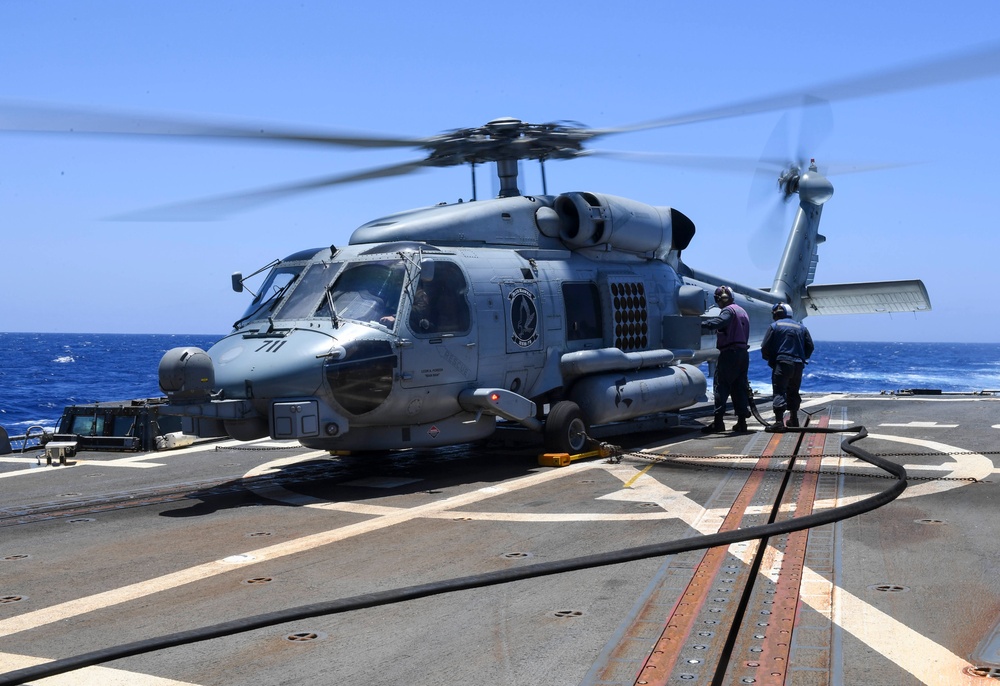 USS Wayne E. Meyer Conducts Flight Quarters