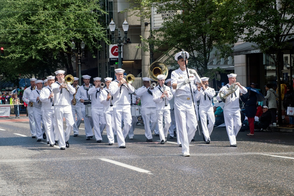 Rose Festival Parade