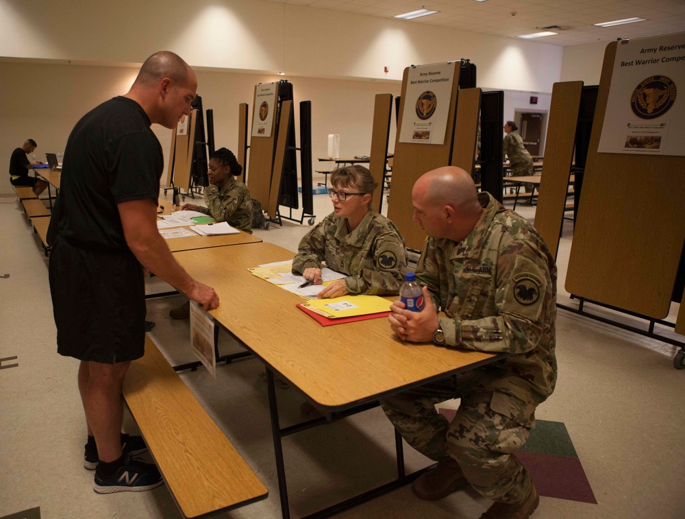 DVIDS - Images - 2017 U.S. Army Reserve Best Warrior Competition ...