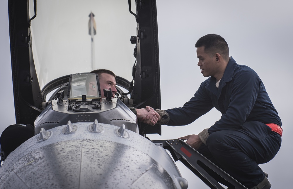 Misawa F-16s fully integrate, showcase airpower at NE17
