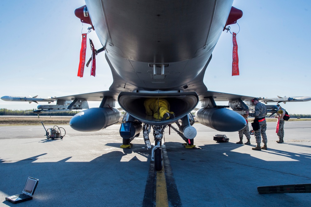 Misawa F-16s fully integrate, showcase airpower at NE17