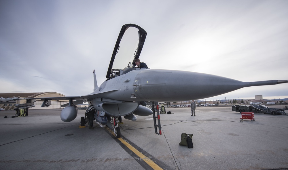 Misawa bolsters Northern Edge air defense mission