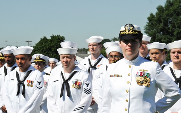 NIOC Maryland holds Change of Command, Becomes CWG-6