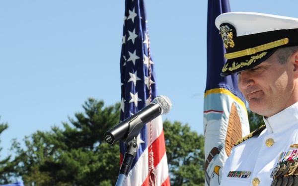 NIOC Maryland holds Change of Command, Becomes CWG-6
