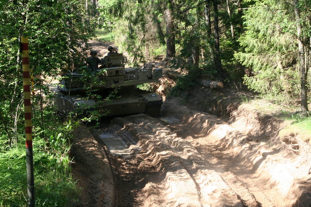 Minnesota National Guard works with Croatian State Partners during Exercise Saber Strike 17