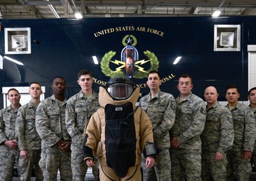 Misawa EOD rockets to the top, wins AF award
