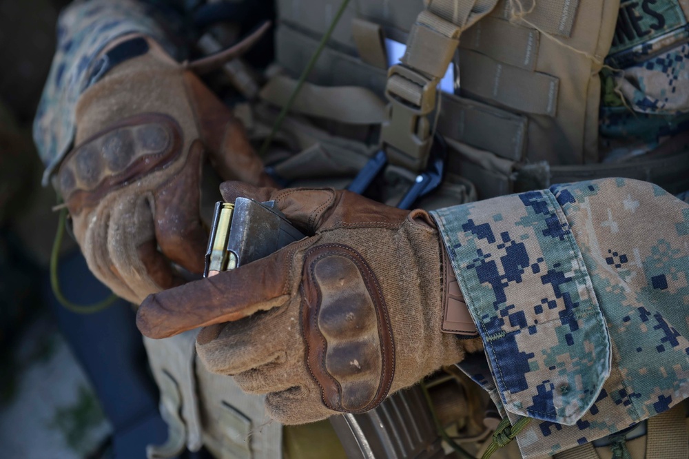 Air Force Special Tactics integrate into Marine Raider training