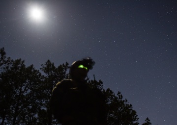 Air Force Special Tactics integrate into Marine Raider training