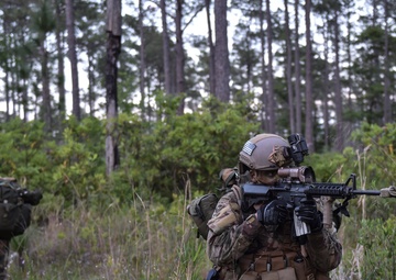Air Force Special Tactics integrate into Marine Raider training