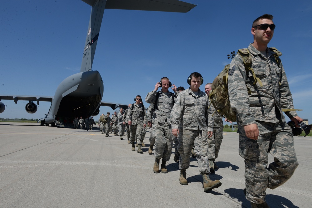101st Civil Engineer Squadron members train in Fargo, N.D.
