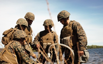 MWSS-473 Marines set up TWPS at Maple Flag 50