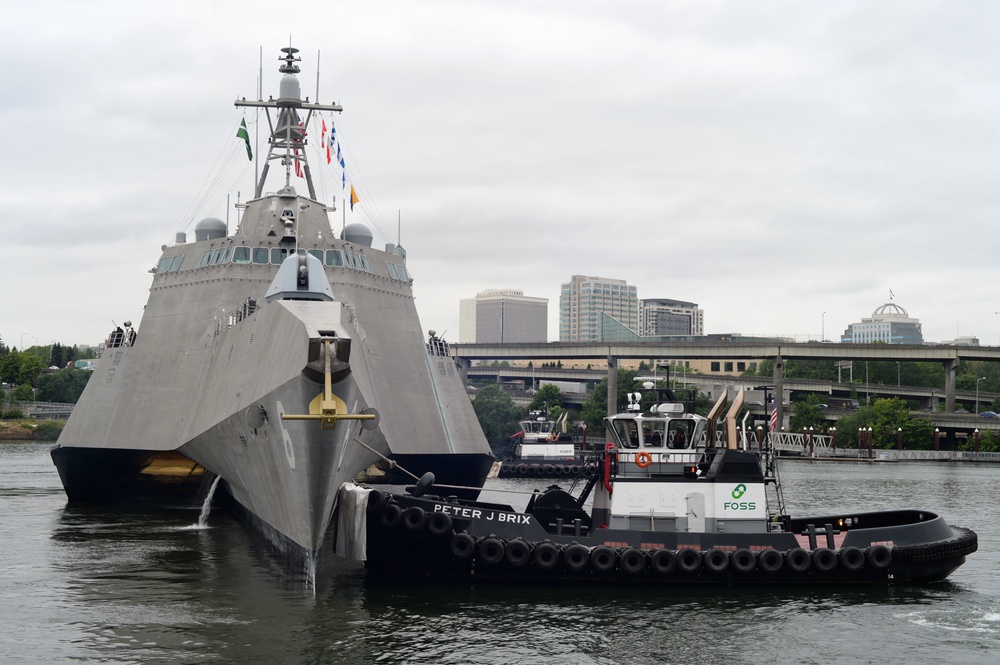 DVIDS News Navy, Vessels Depart Portland at Close of Fleet Week