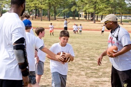 NFL hero comes to Little Rock