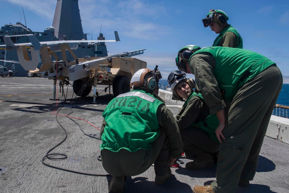 Flight Deck Operations Aboard USS San Diego (LPD 22)