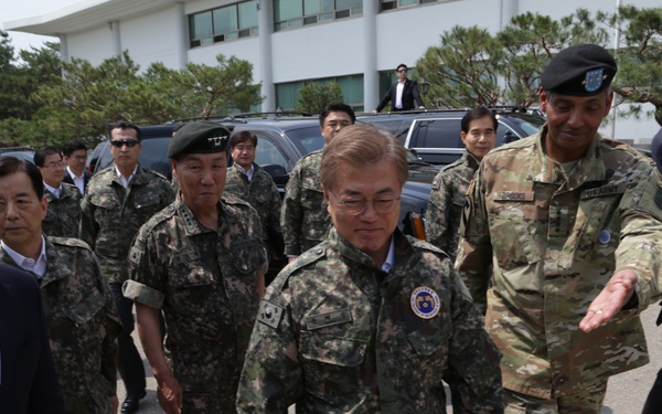 ROK President Moon visits USAG Yongsan