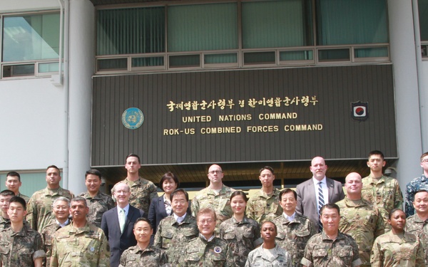 ROK President Moon visits USAG Yongsan