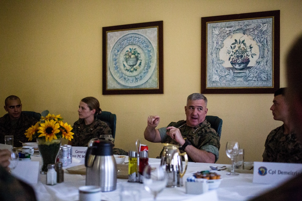 Assistant Commandant Visits SPMAGTF-CR-AF