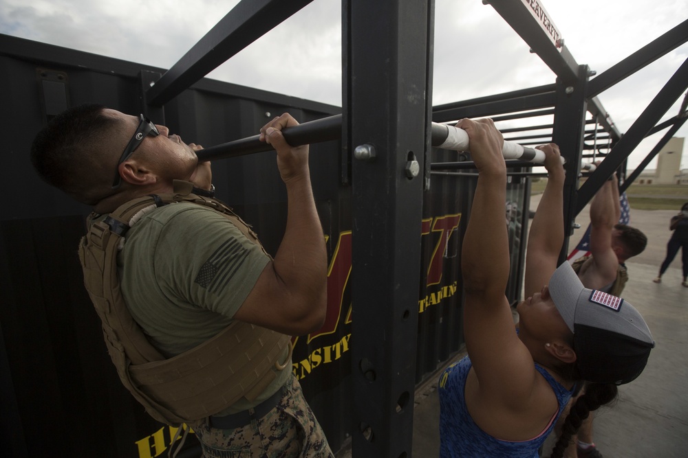 SPMAGTF-CR-AF Marines Commemorate Memorial Day with "Murph" Challenge