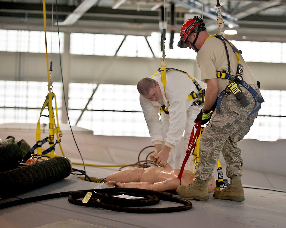 Maintainers and fire fighters team up for extraction exercise