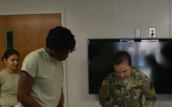 Shaw VTF prepares Soldiers with bears